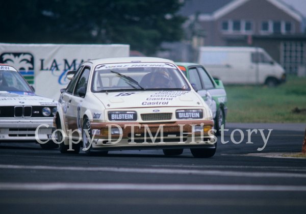 87 #18 Joachim Winkelhock RS500