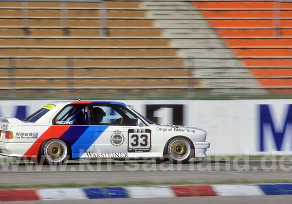 88 #33 BMW M3 Quester Dieter