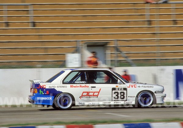 88 #38 BMW M3 Schmitt Rüdiger